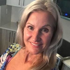 Meet your Posher, Lori